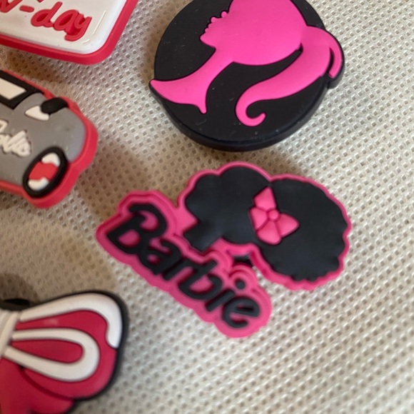 ALL BARBIE LOVERS - Barbie themed Croc charms - set of 6 - Picture 2 of 5